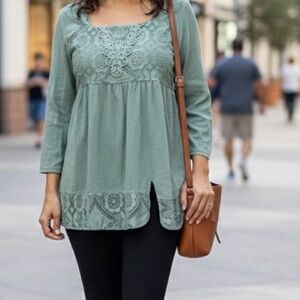 Elegant Green Lace Women's Top